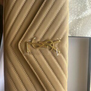 Yves Saint Laurent Underarm Shoulder Bag